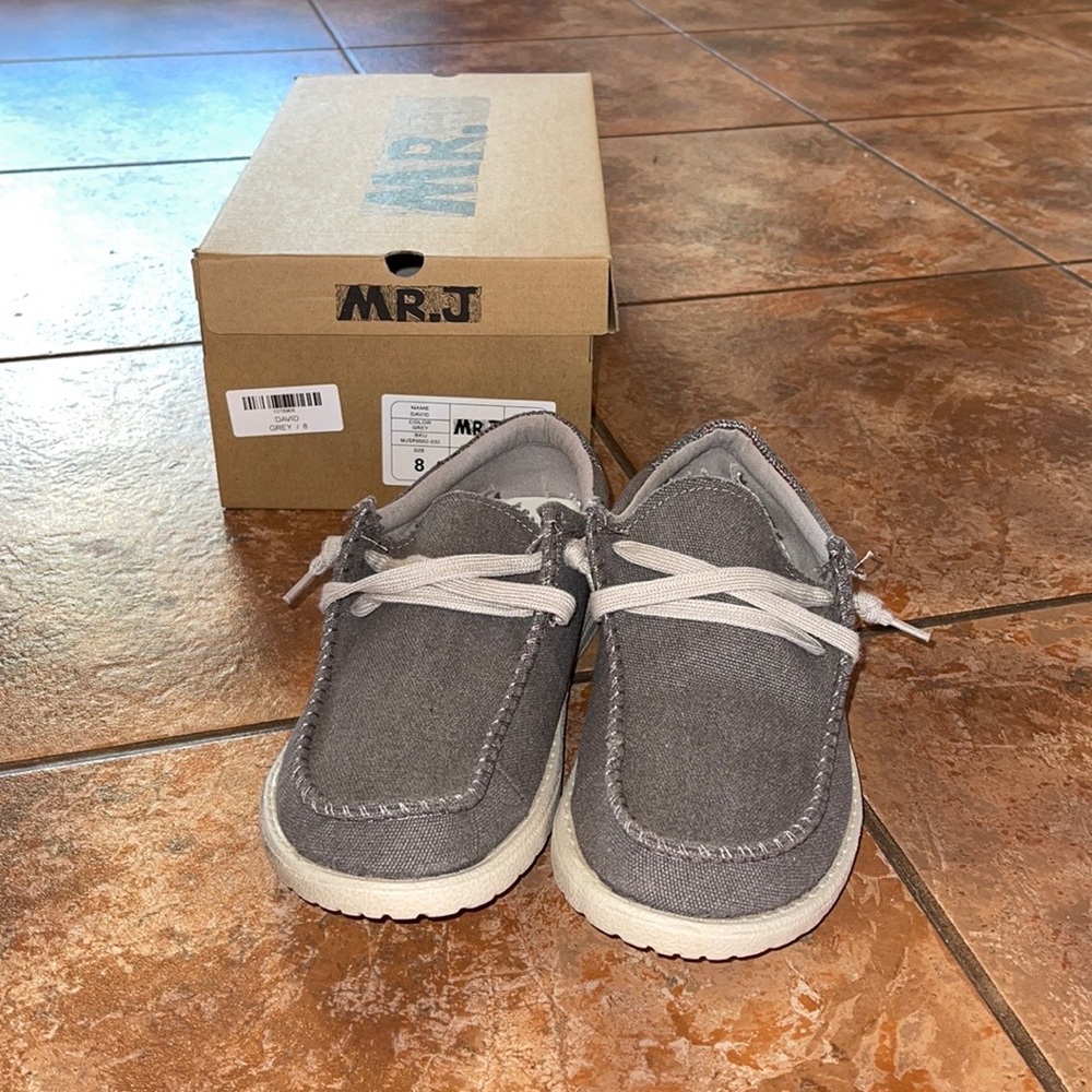 MR.J Slip On Boat Sneakers.